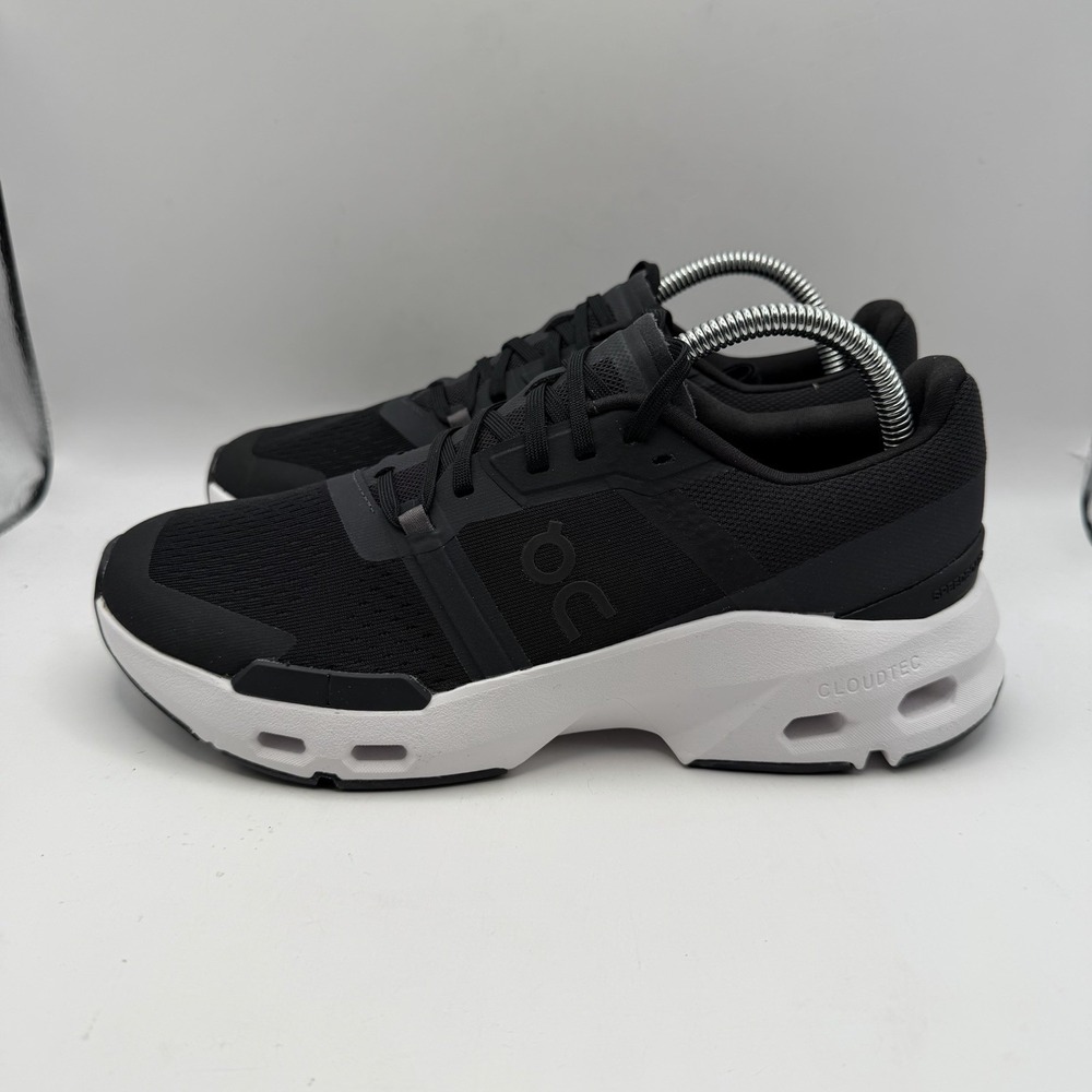 On Women's Cloudpulse Sneakers Size 10 Black and White New